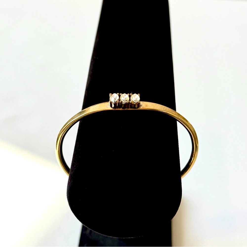 Lee Angel for NEIMAN MARCUS | NWT | Classic Gold Cuff With Marquis Crystals - Picture 4 of 8